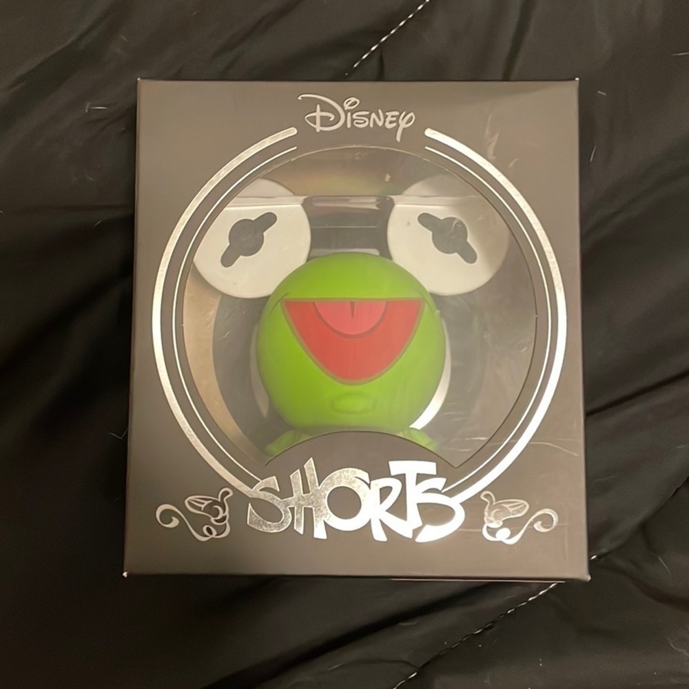 Kermit the Frog Vinyl Shorts Figure